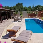 Homestay Dr Becsey Luxury -privat Medence ,jakuzzi,szauna