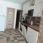 Accommodatie bij particulieren Dr Becsey Luxury -privat Medence ,jakuzzi,szauna Bekescsaba