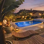 Dr Becsey Luxury -privat Medence ,jakuzzi,szauna Accommodatie bij particulieren