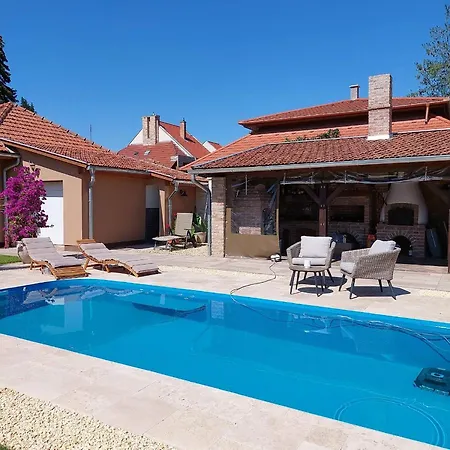 Dr Becsey Luxury Homestay Bekescsaba
